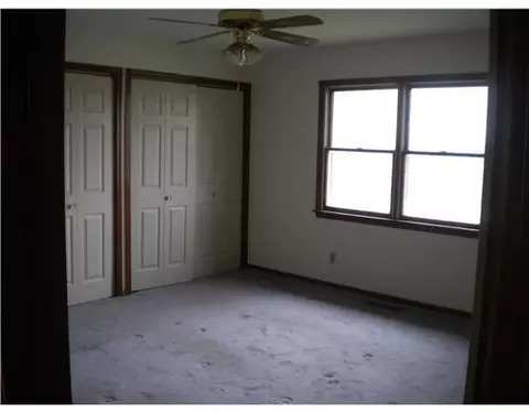 5330 E Yeazell Rd, Springfield, OH 45502 photo 8