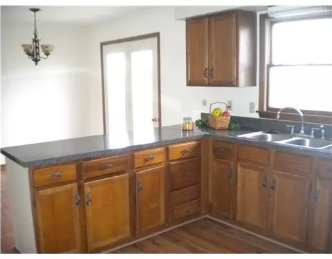 5330 E Yeazell Rd, Springfield, OH 45502 photo 5