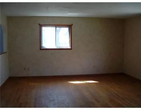 3241 Delrey, Springfield, OH 45504 photo 2
