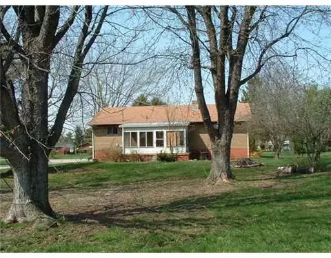 3241 Delrey, Springfield, OH 45504 photo 9