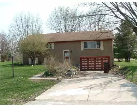 3241 Delrey, Springfield, OH 45504 photo 1