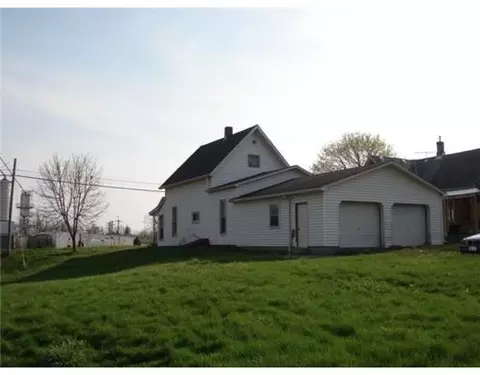 215 Miami St, De Graff, OH 43318 photo 3