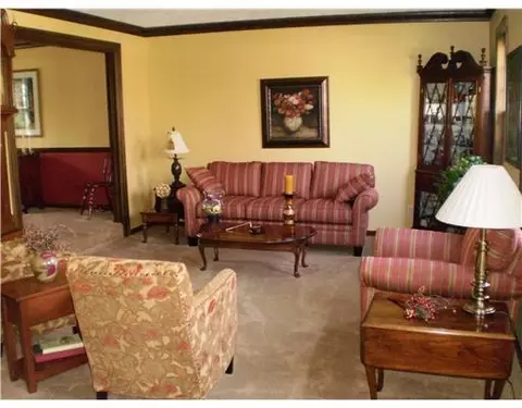 739 Linmuth Ct, Springfield, OH 45503 photo 7