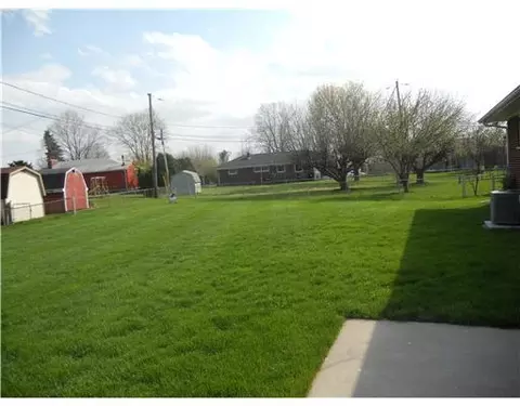 4824 Ashley Cir, Springfield, OH 45503 photo 13