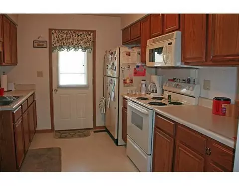 1476 Westmont #.., Springfield, OH 45503 photo 4