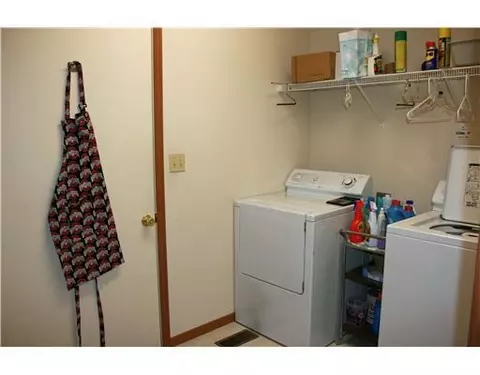 1476 Westmont #.., Springfield, OH 45503 photo 9