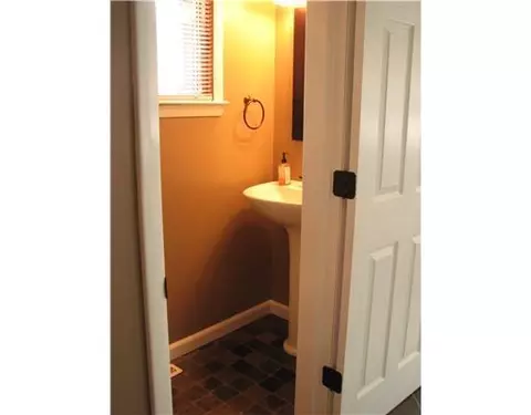 4131 Bentley Dr, Springfield, OH 45504 photo 3