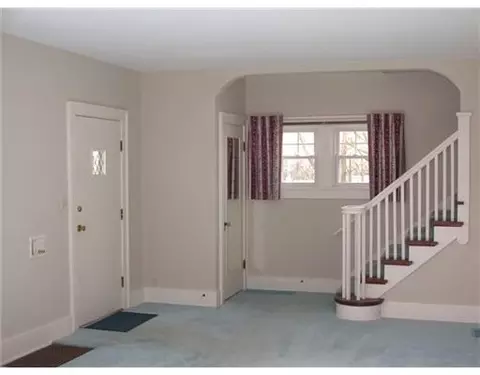 1814 Longview Dr, Springfield, OH 45504 photo 2