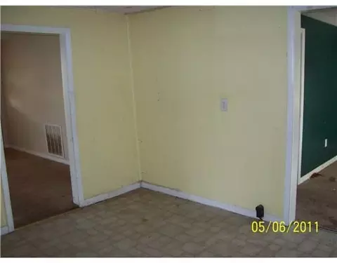 2819 Hilldale Rd, Springfield, OH 45505 photo 8