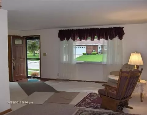 2527 Balsam Dr, Springfield, OH 45503 photo 3