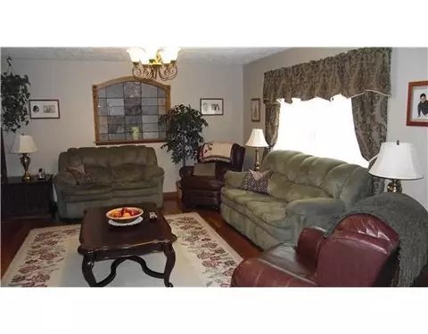 4995 Peacock Rd, Springfield, OH 45502 photo 5