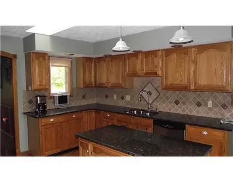 4995 Peacock Rd, Springfield, OH 45502 photo 9