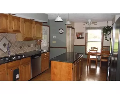 4995 Peacock Rd, Springfield, OH 45502 photo 10