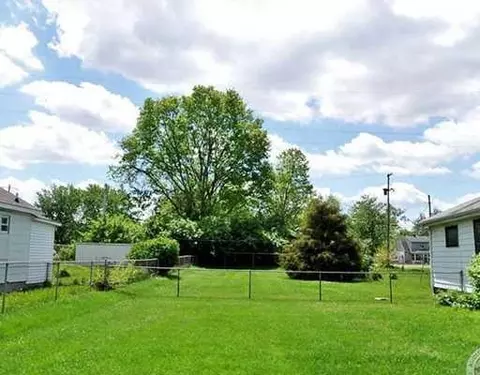 1023 W Perrin, Springfield, OH 45506 photo 3