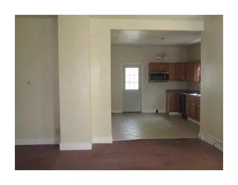 1818 Lexington, Springfield, OH 45505 photo 3