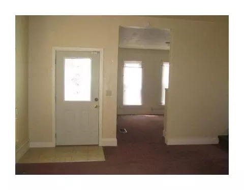 1818 Lexington, Springfield, OH 45505 photo 4