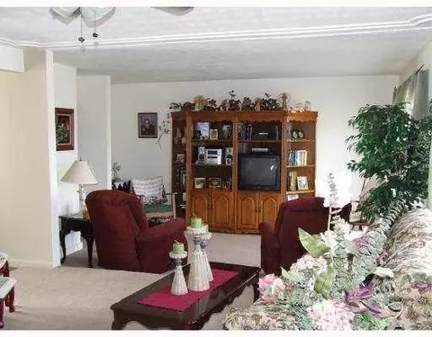 1139 Miller, De Graff, OH 43318 photo 3