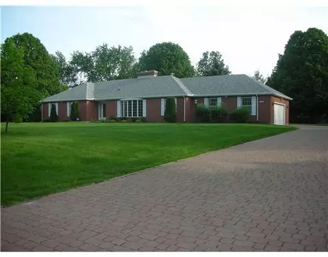 6319 Plateau Dr, Springfield, OH 45502 photo 1