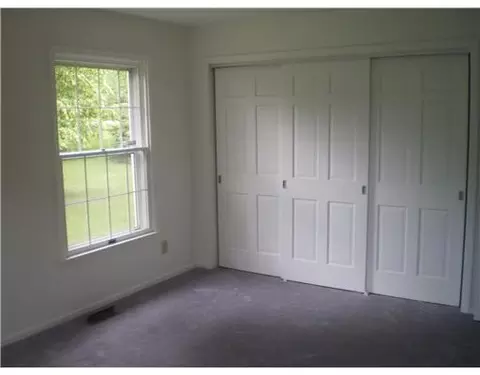 6319 Plateau Dr, Springfield, OH 45502 photo 9