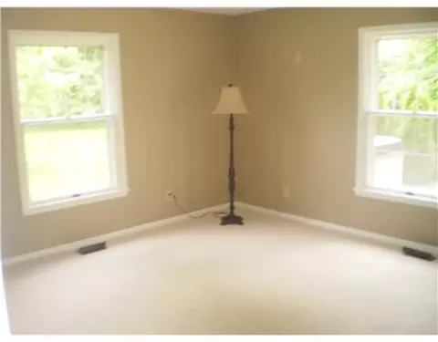 6319 Plateau Dr, Springfield, OH 45502 photo 8