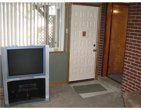 1030 Holland Cir, Springfield, OH 45503 photo 11