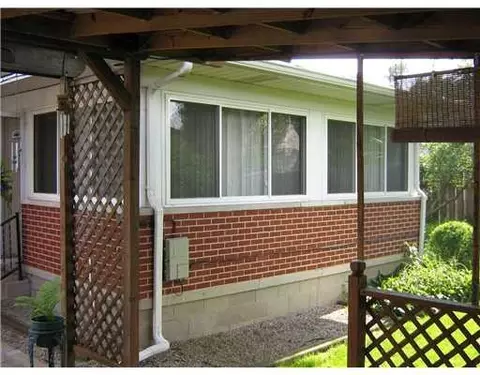 1030 Holland Cir, Springfield, OH 45503 photo 5