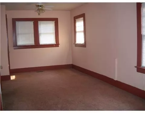 2027 Mitchell Blvd, Springfield, OH 45503 photo 6