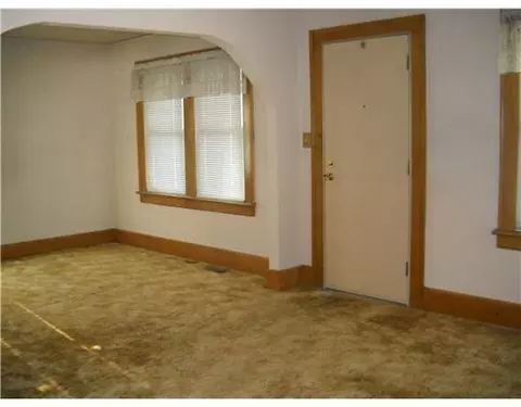 2027 Mitchell Blvd, Springfield, OH 45503 photo 2