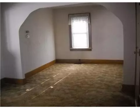2027 Mitchell Blvd, Springfield, OH 45503 photo 3