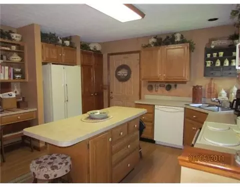 3375 Kenerly St, Springfield, OH 45502 photo 6