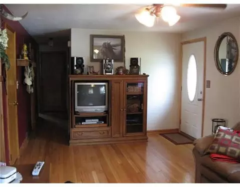 4144 Imperial Dr, Springfield, OH 45503 photo 4