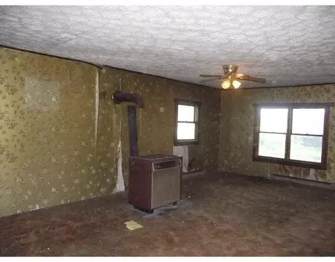 8182 Crowl Rd, De Graff, OH 43318 photo 2