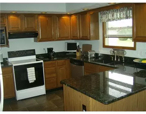 3430 Kenerly, Springfield, OH 45502 photo 3