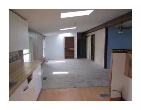 5656 Ballentine Pike, Springfield, OH 45502 photo 8