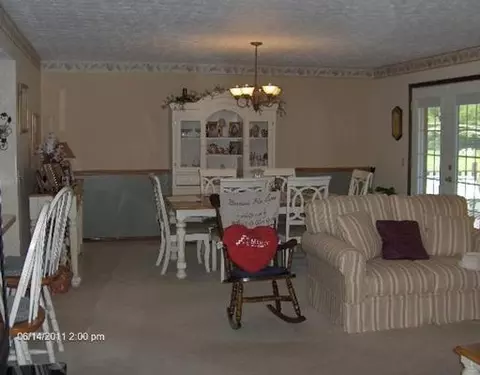 448 Brust Dr, Springfield, OH 45505 photo 8