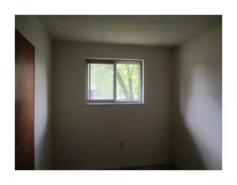 4107 Raymond Dr, Enon, OH 45323 photo 4