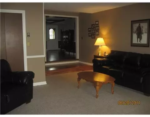 897 Johnston, Sidney, OH 45365 photo 8