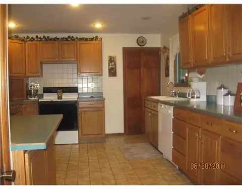 897 Johnston, Sidney, OH 45365 photo 3
