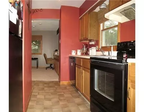 630 W Harding Rd, Springfield, OH 45504 photo 9
