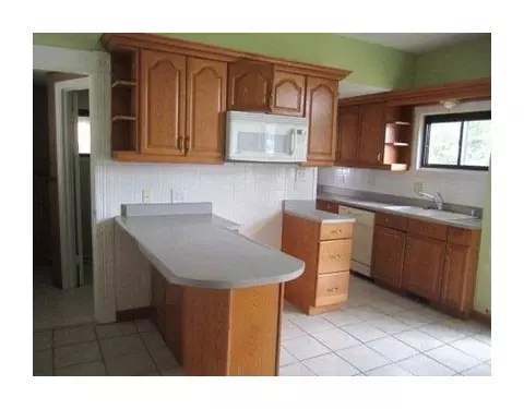 2143 Clifton, Springfield, OH 45505 photo 9