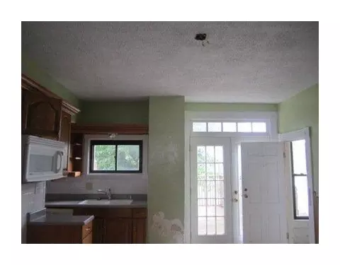 2143 Clifton, Springfield, OH 45505 photo 8