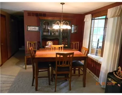 4545 Derr Rd, Springfield, OH 45503 photo 5