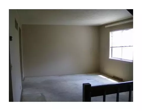 2155 Olympic #2155, Springfield, OH 45503 photo 2