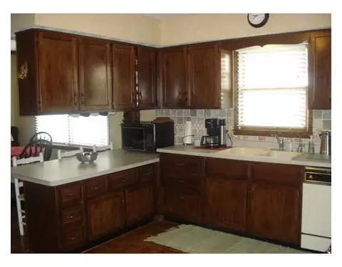 2149 Shrine Rd, Springfield, OH 45502 photo 6