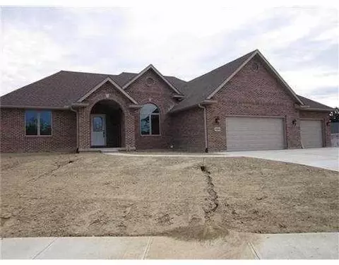 3586 Kingsgate Ct, Springfield, OH 45503 photo 1