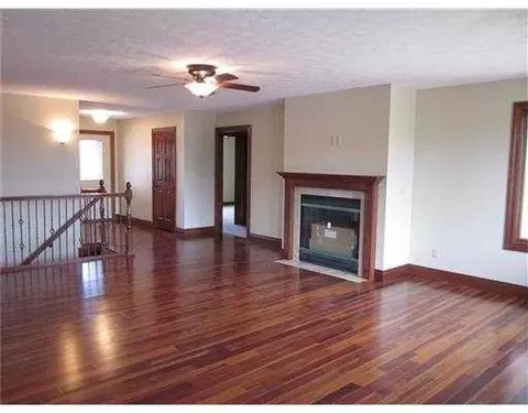 3586 Kingsgate Ct, Springfield, OH 45503 photo 2