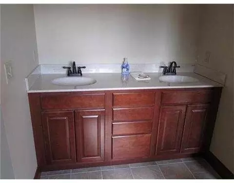 3586 Kingsgate Ct, Springfield, OH 45503 photo 9