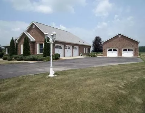 668 Shrine Rd, Springfield, OH 45504 photo 2