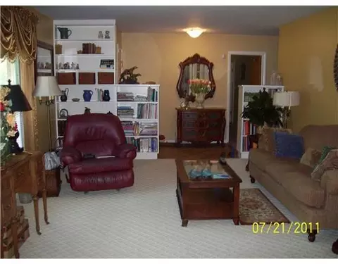 201 N Broadmoor, Springfield, OH 45504 photo 5