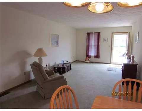 1460 Westmont #1460, Springfield, OH 45503 photo 4